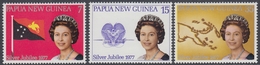 Papua New Guinea 1077 - The 25th Anniversary Of The Regency Of Queen Elizabeth II - Mi 321-323 ** MNH - Papua New Guinea