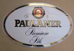 PLAQUE  EMAILLEE :PAULANER  Premium PILS ( Forme Ovale Legerement Bombée) Voir Etiquette Societe - Liquore & Birra