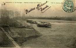 24..dordogne.......bergerac....barrage...bateau Sortant De L'ecluse - Bergerac