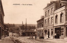 Andenne  Rue De La Station Magasin Hotel Du Commerce Animée  Circulé Dans Une Enveloppe En 1919 - Andenne