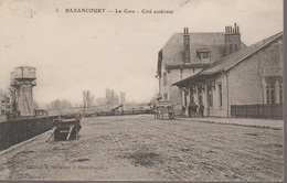 BAZANCOURT - LA GARE COTE EXTERIEUR - Bazancourt