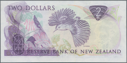 New Zealand / Neuseeland: Reserve Bank Of New Zealand 2 Dollars ND(1981-92), Signature: Russell, P.1 - Nieuw-Zeeland