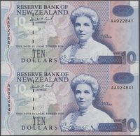 New Zealand / Neuseeland: Very Nice Set With 3 Presentation Folders, First One Dated 1992 With An Un - Neuseeland