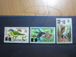 VEND BEAUX TIMBRES DE SAINT-VINCENT N° 342 - 344 , X !!! - St.Vincent (...-1979)