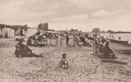 UK - Gorleston On Sea - The Beach Looking North - Great Yarmouth