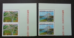 Taiwan Opening Of Second Southern Freeway Bridge 2000 (stamp Pair With Title) MNH - Unused Stamps