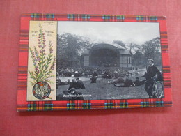 Scotland  Dunfermline   Band Kiosk   Ref 3821 - Fife