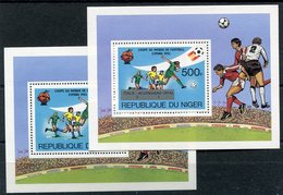 RC 15135 NIGER COUPE DU MONDE DE FOOTBALL ESPANA 82 + SURCHARGÉ BLOC FEUILLET NEUF ** MNH TB - Níger (1960-...)