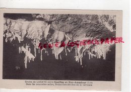 46-  LACAVE GROTTES -DANS LES NOUVELLES SALLES STALACTITES DEVIEES DE LA VERTICALE    - LOT QUERCY - Lacave