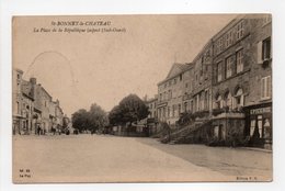 - CPA SAINT-BONNET-LE-CHATEAU (42) - La Place De La République (aspect Sud-Ouest) - Edition V. M. - - Sonstige & Ohne Zuordnung