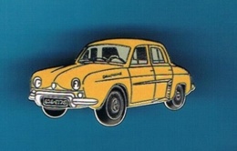 1 PIN'S  //    ** RENAULT  DAUPHINE / 1956  ** . (J. Y. Ségalen) - Renault