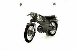 Kreidler Florer RS  +-18cm X 10cm " Perforada " Moto MOTOCROSS MOTORCYCLE Douglas J Jackson Archive Of Motorcycles - Sonstige