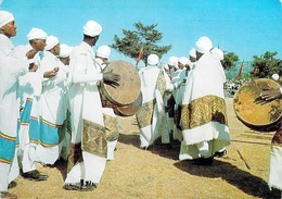 ETHIOPIE ETHIOPIA Prêtres à La Célébration Du Timket Priest  Timket  Festivities (Timqet Orthodoxe Orthodox) *PRIX FIXE - Etiopía