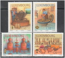 Luxemburgo 2013  Yvert Tellier Nº  1936/39 ** Oficios De Ayer V (4v) Sobretasa - Unused Stamps