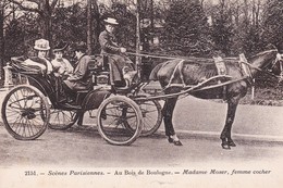 Scènes Parisiennes . Au Bois De Boulogne . Mme MOSER, FEMME COCHER - Andere & Zonder Classificatie