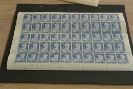 M2814- Compleet Sheet-several Times Fold MNH Iceland - Island - 1960- SC.325-326- YV.299-300- He Outlaw By Einar Johnson - Nuevos