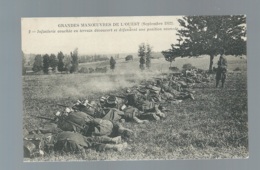 Grandes Manoeuvres  De L'ouest ( Septembre 1912 ) 2 - Infanterie Couchée En Terrain Découvert Et Défendant    Maca0595 - Maniobras