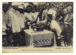Reproduction Cpsm N° 25 Chanteuse Laotienne Au Phonographe - Laos