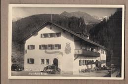 CPSM AUTRICHE - KLÖSTERLE Am ARLBERG - Alpenhotel Krone TB PLAN Hotel Etablissement Façade Terrasse AUTOMOBILE - Klösterle