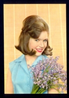 Pin Up - Woman With Flowers / Postcard Not Circulated - Pin-Ups