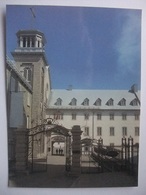 N98 Postcard Canada - Quebec - The Old Seminary - Québec - La Citadelle