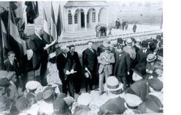 N°1600 T -photo Ouistreham -inauguration Du Monument Michel Cabieu- - Ouistreham