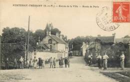 77 - FONTENAY TRESIGNY - Entrée De La Ville - Route De Paris - Animée En 1911 - Fontenay Tresigny