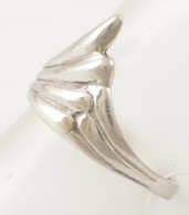 Ezüst(Ag) Gyűrű, Jelzett, Méret: 60, Nettó: 2,4 G - Sonstige & Ohne Zuordnung