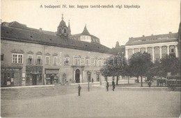 ** Budapest V. A Kegyes-tanítórendi Piarista Gimnázium Kápolnája - 3 Db Régi Képeslap / 3 Pre-1945 Postcards - Ohne Zuordnung