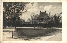 T2 1941 Szeged, Park. Photo - Ohne Zuordnung