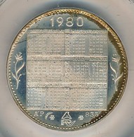 1980. Jelzett Ezüst Naptárérem 'Állami Pénzverő' Feliratú Műanyag Tokban (0.835/24mm) T:1 (PP) Patina - Non Classés