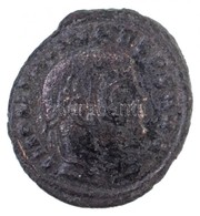 Római Birodalom / Siscia / II. Maximinus 310-313. AE Follis (6,99g) T:2-
Roman Empire / Siscia / Maximinus II 310-313. A - Ohne Zuordnung