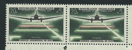 [31] Variété :  N° 1196 Service Aéropostal De Nuit Timbre Plus Petit Tenant à Normal  ** - Neufs