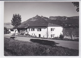 Le Pâquier, Hostellerie-Restaurant LE CASTEL. Format 10 X 15 - Le Pâquier