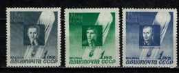 USSR 1934  Yv. PA 67/69*, MH (traces De Rouille / Roestsporen - 2 Scans)) - Nuevos