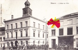 NINOVE - L'Hôtel De Ville - Carte Très Animée - Ninove