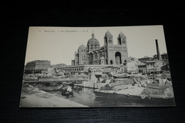 1811     MARSEILLE, LA CATHEDRALE - Unclassified