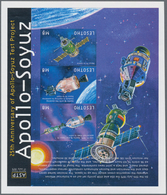 Thematik: Raumfahrt / Astronautics: 2000, LESOTHO: 25th Anniversary Of Apollo-Soyuz Test Project Com - Autres & Non Classés