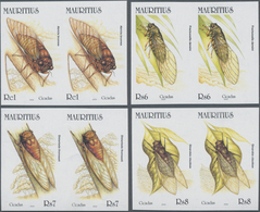 Mauritius: 2002, Cicadas Complete Set Of Four In Horizontal IMPERFORATE Pairs And The Imperforate Mi - Maurice (...-1967)