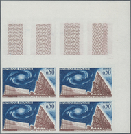 Frankreich: 1962/1963, Telecommunication Set Of Three (Telstar, Radio Station Pleumeur-Bodou And Rad - Unused Stamps