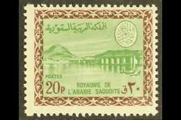 1966-75 20p Green And Chocolate Wadi Hanifa Dam, SG 707, Never Hinged Mint. For More Images, Please Visit Http://www.san - Arabia Saudita