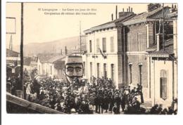 LANGOGNE - La Gare Un Jour De Fête. Gargantua De Retour Des Tranchées - Langogne