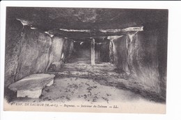 2 - ENV. DE SAUMUR - Bagneux - Intérieur Du Dolmen - Andere & Zonder Classificatie