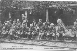 Guerre 1914 TROUPES INDIGÈNES COSTUME D'HIVER - Militaria  Guerre 1914-1918 - Oorlog 1914-18