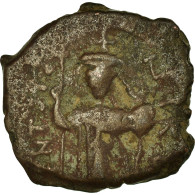 Monnaie, Constans II, Follis, 641-668 AD, Constantinople, TB+, Cuivre, Sear:1001 - Bizantine