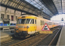 638 - Turbotrain RTG En Gare De Bordeaux Saint-Jean (33) - - Gares - Avec Trains