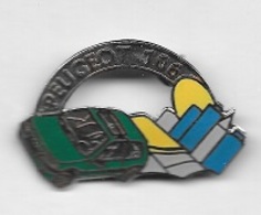 Pin's  Automobile  PEUGEOT  106  Verte  Signée  DÉMONS  ET  MERVEILLES - Peugeot