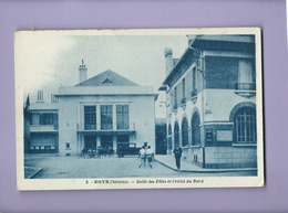 CPA - Roye -(Somme) - Salle Des Fêtes Et Crédit Du Nord - Roye