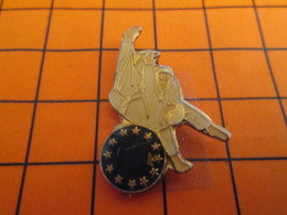 2719 Pin's Pins / Beau Et Rare  / THEME : SPORT / JUDO KARATE JUDO EUROPE - Judo