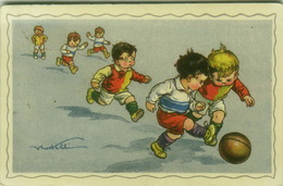 CASTELLI SIGNED 1930s POSTCARD - KIDS & CALCIO & SOCCER - EDIT DEGAMI  (BG745) - Castelli